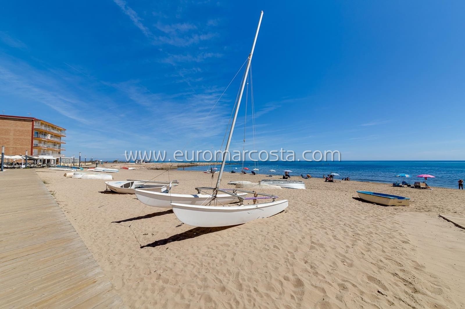 3 sovrum Radhus till salu i Torrevieja med pool - 255 000 € (Ref: 8734679)