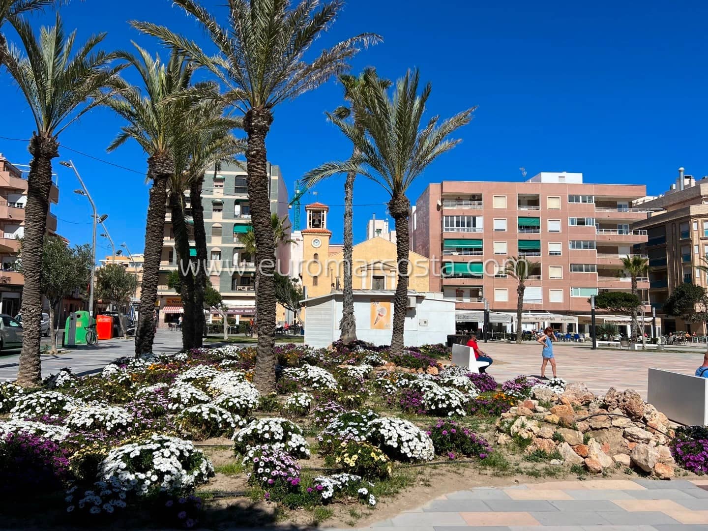 3 sovrum Radhus till salu i Torrevieja med pool - 255 000 € (Ref: 8734679)