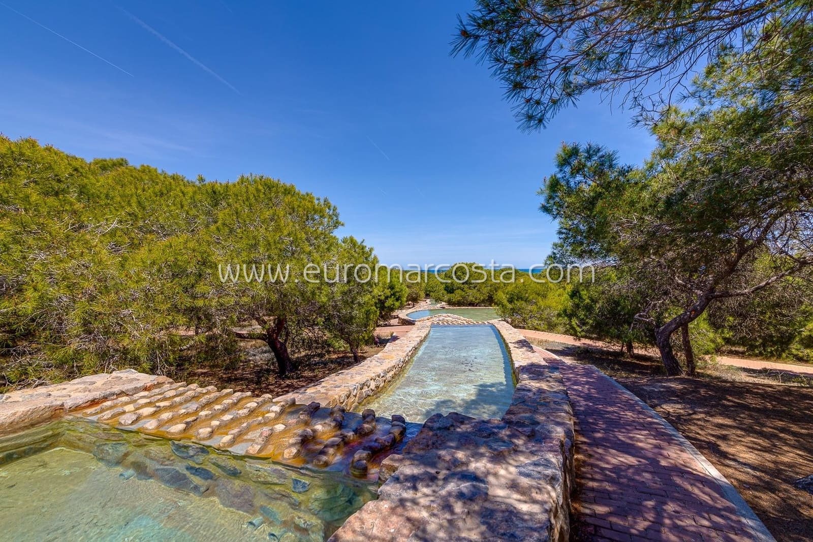 3 sovrum Radhus till salu i Torrevieja med pool - 255 000 € (Ref: 8734679)