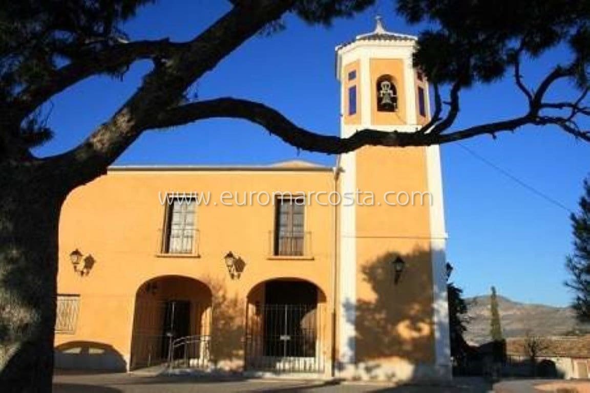 3 bedroom Villa for sale in Hondon de las Nieves with pool garage - € 357,250 (Ref: 8739037)