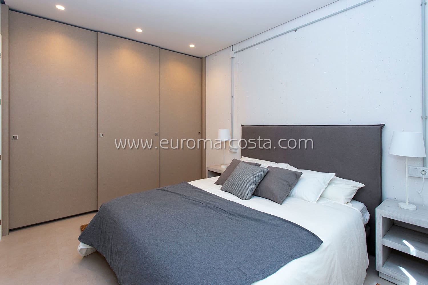 3 bedroom Villa for sale in Hondon de las Nieves with pool garage - € 357,250 (Ref: 8739037)