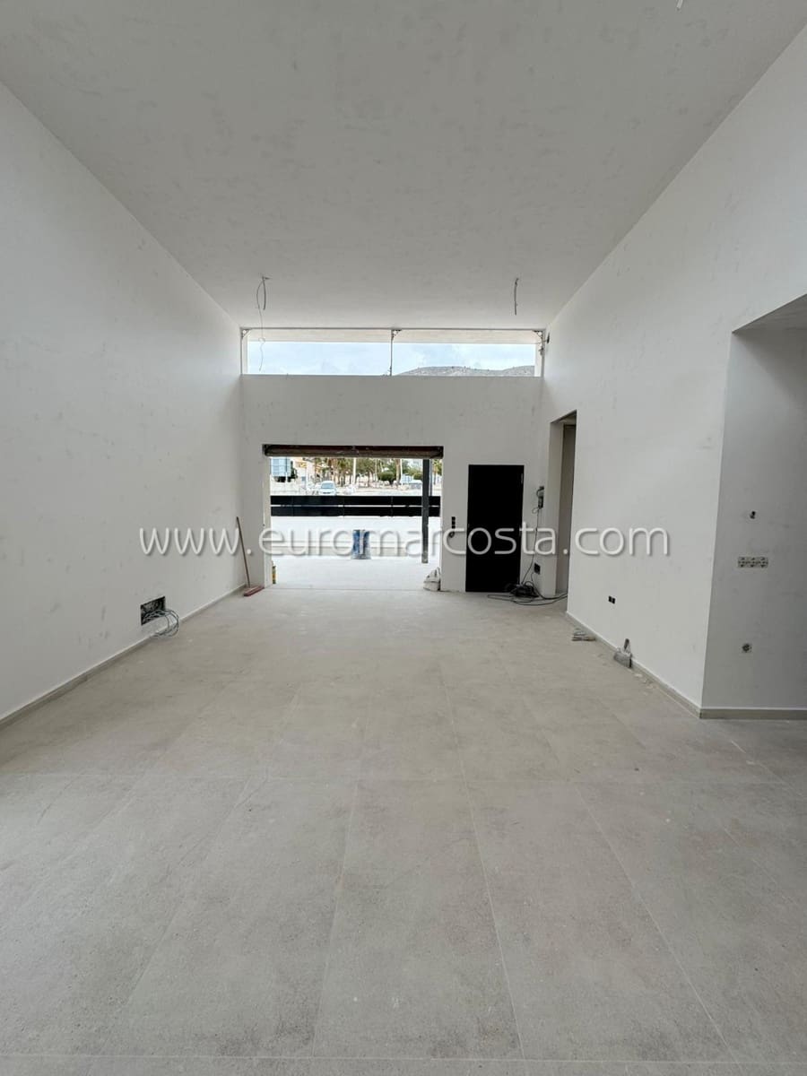 5 bedroom Villa for sale in Fortuna with pool garage - € 333,000 (Ref: 8754105)