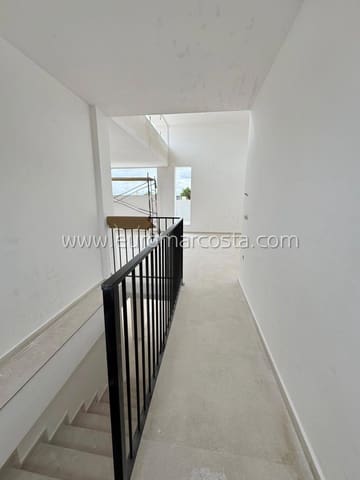 5 chambre Villa/Maison à vendre à Fortuna avec piscine garage - 333 000 € (Ref: 8754105)