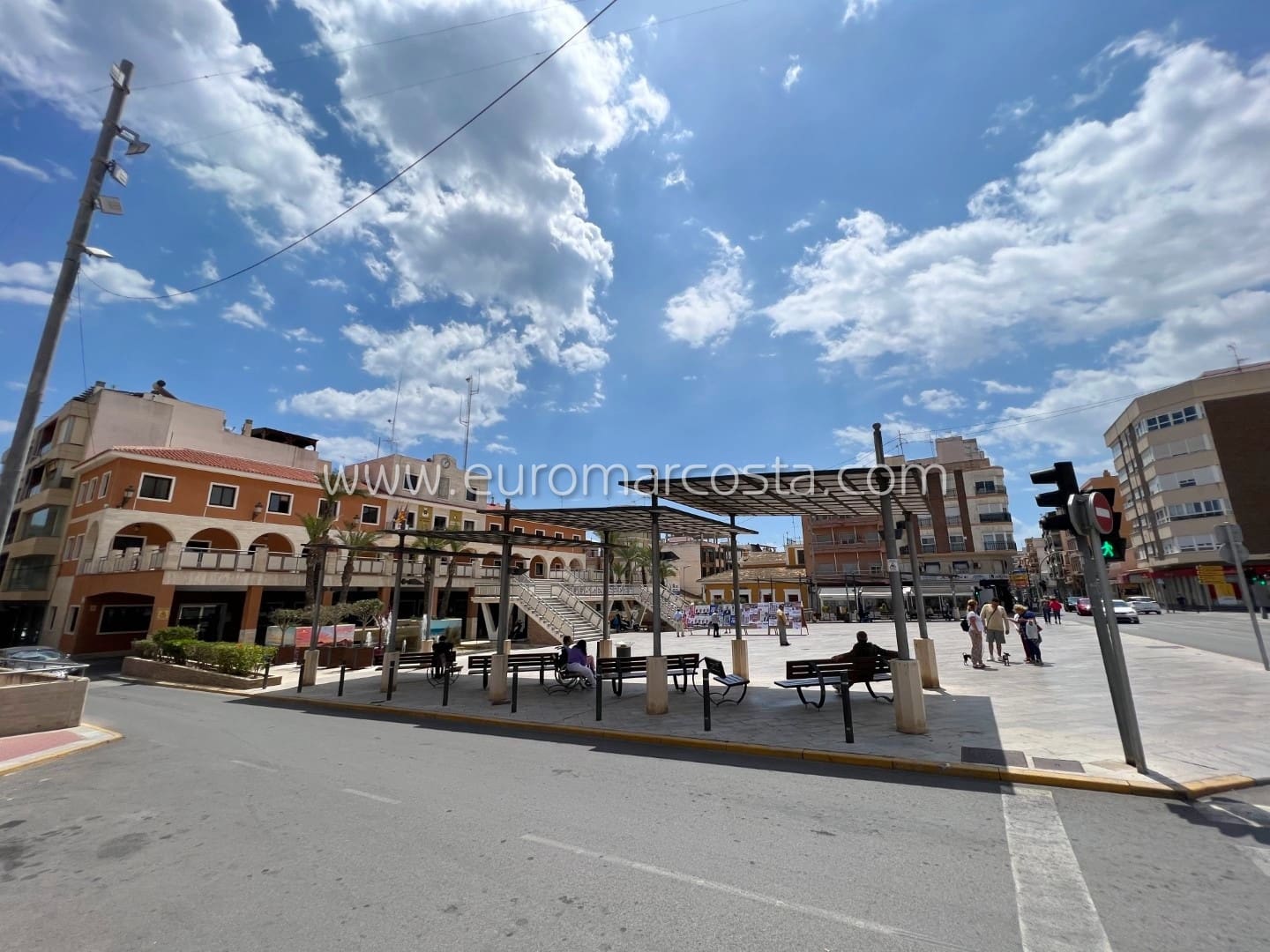 2 bedroom Apartment for sale in Guardamar del Segura - € 199,000 (Ref: 8754107)