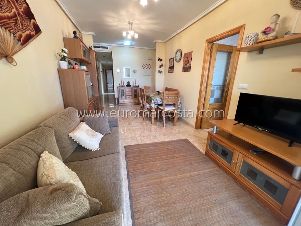 3 bedroom Apartment for sale in Guardamar del Segura with garage - € 259,000 (Ref: 8759164)