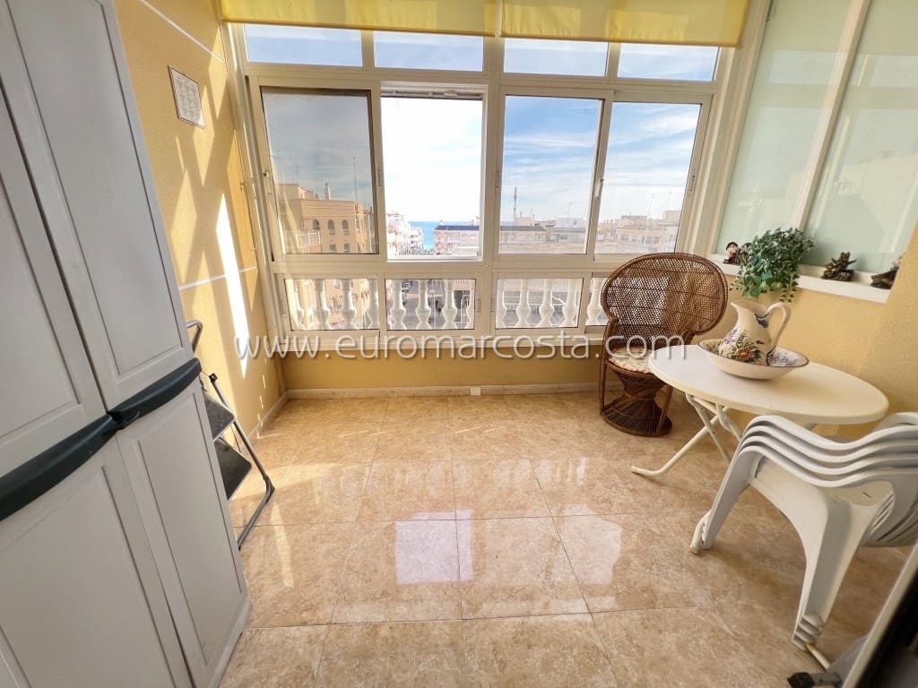 3 bedroom Apartment for sale in Guardamar del Segura with garage - € 259,000 (Ref: 8759164)