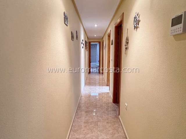 Apartamento de 3 habitaciones en Guardamar del Segura en venta con garaje - 259.000 € (Ref: 8759164)