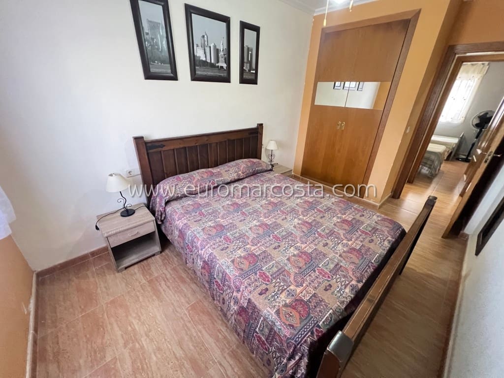 3 soveværelse Villa til salg i Guardamar del Segura med swimmingpool garage - € 248.000 (Ref: 8759472)