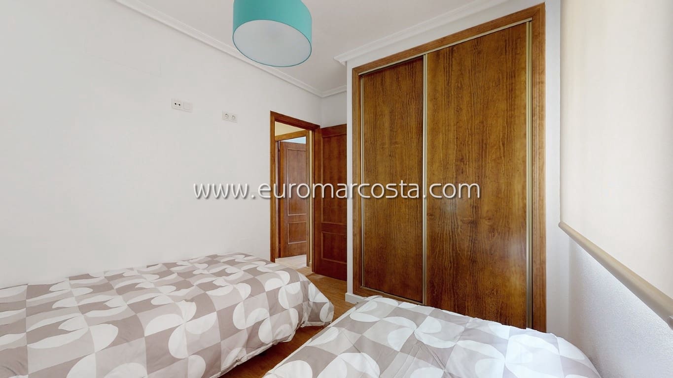 3 sovrum Radhus till salu i San Miguel de Salinas med pool garage - 220 000 € (Ref: 8774452)