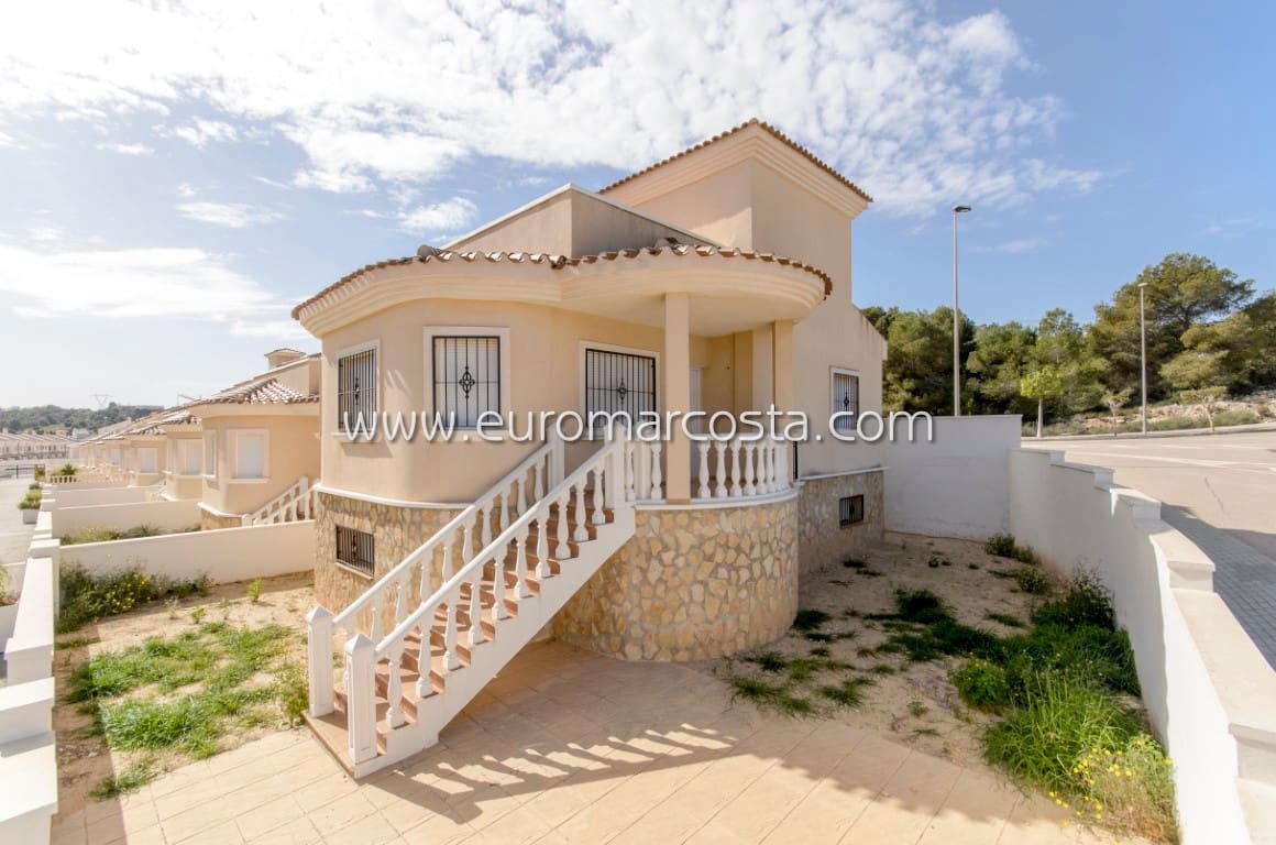 3 sovrum Radhus till salu i San Miguel de Salinas med pool garage - 220 000 € (Ref: 8774452)