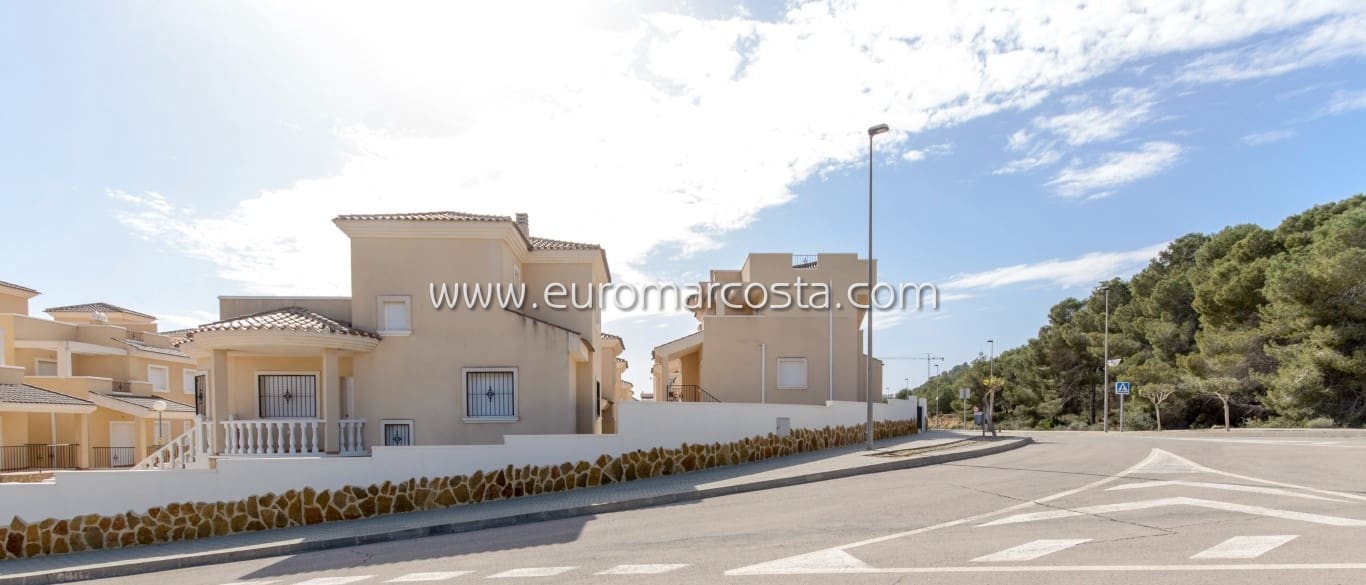 3 sovrum Radhus till salu i San Miguel de Salinas med pool garage - 220 000 € (Ref: 8774452)