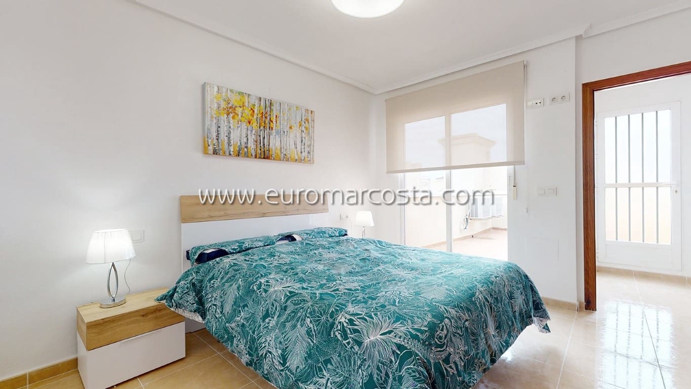 3 sovrum Radhus till salu i San Miguel de Salinas med pool garage - 220 000 € (Ref: 8774452)