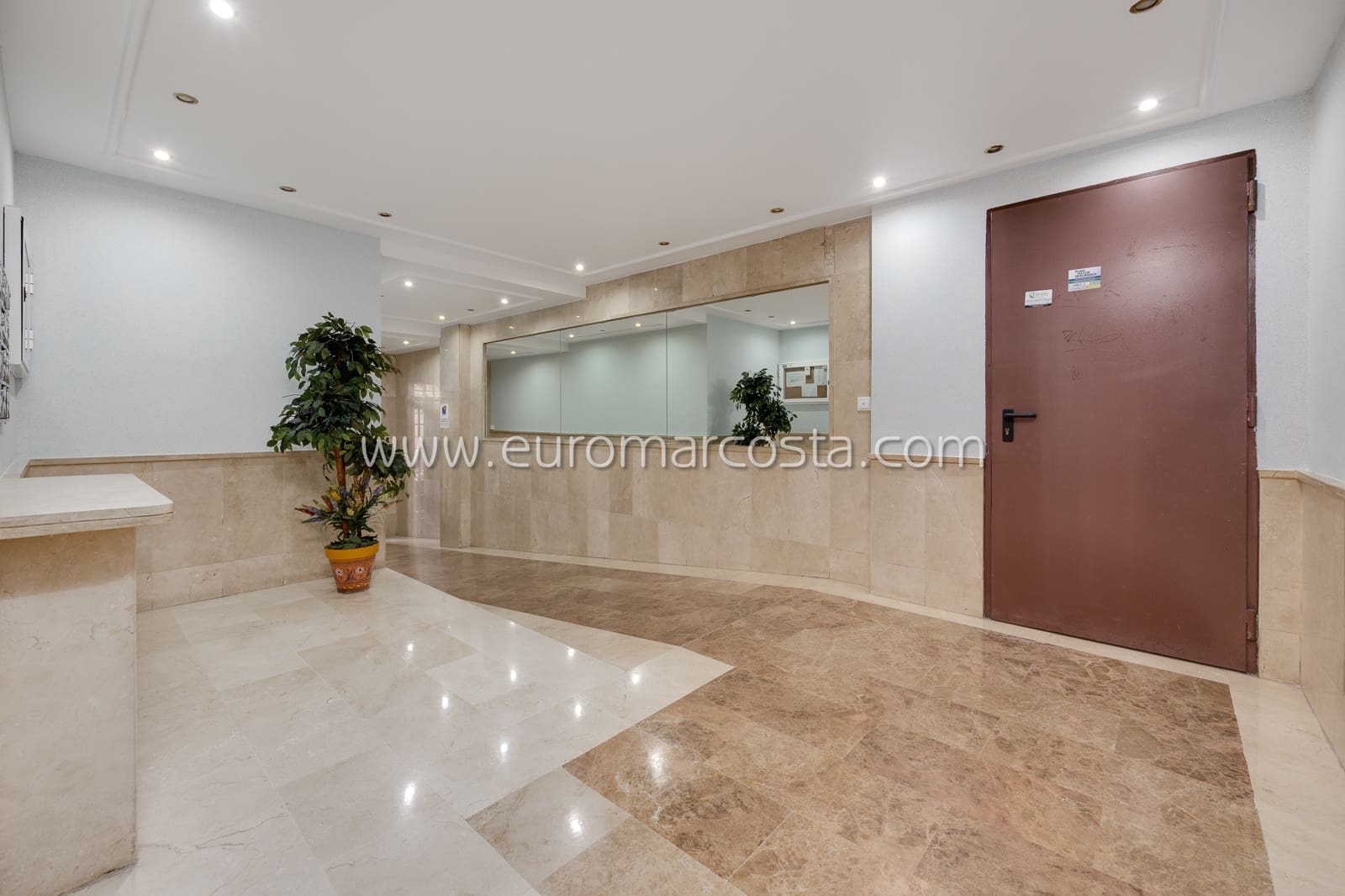 2 soveværelse Lejlighed til salg i Torrevieja - € 157.000 (Ref: 8785411)