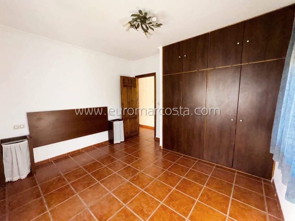 3 soveværelse Finca/Landehus til salg i Fortuna med swimmingpool garage - € 245.000 (Ref: 8823582)