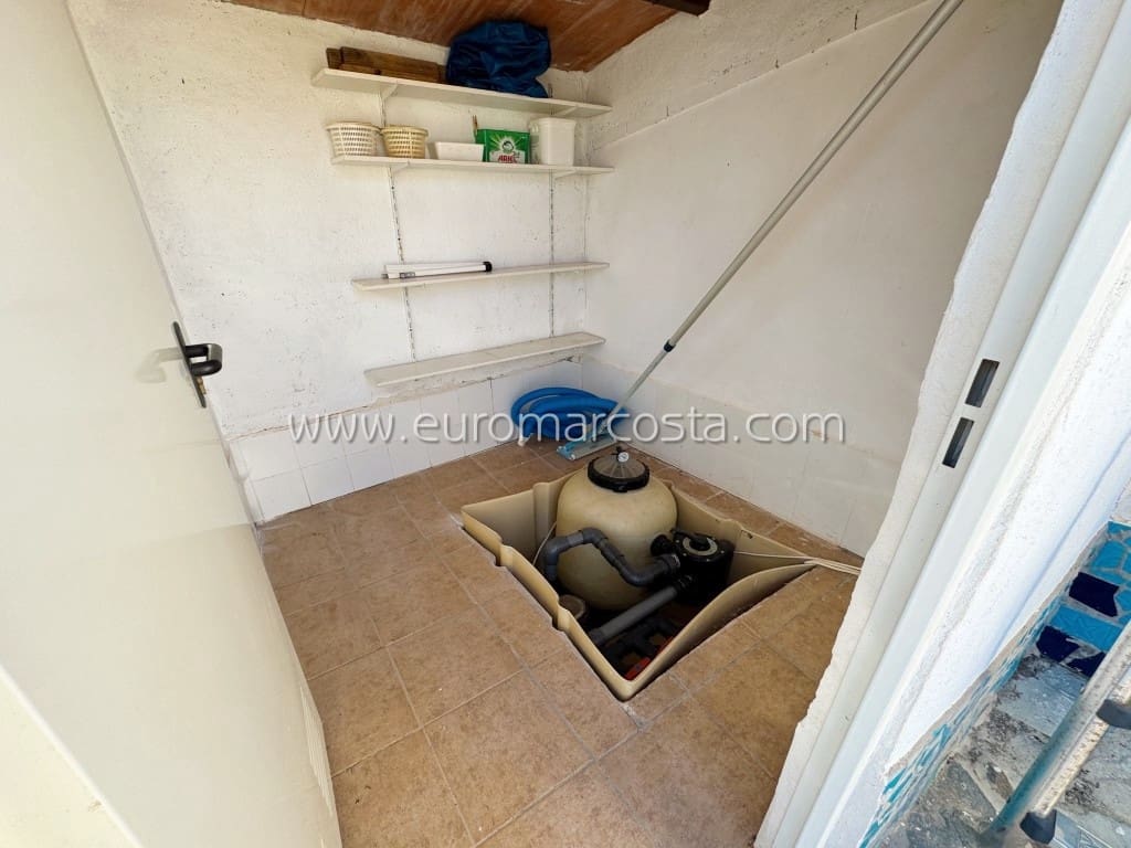 3 soveværelse Finca/Landehus til salg i Fortuna med swimmingpool garage - € 245.000 (Ref: 8823582)