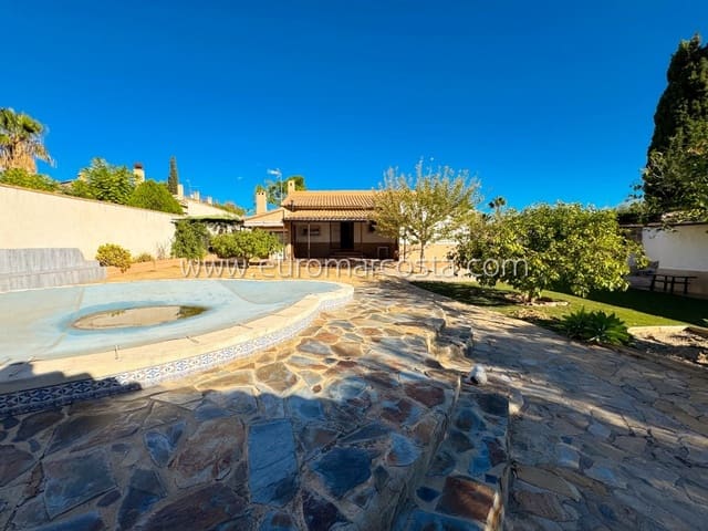 3 soveværelse Finca/Landehus til salg i Fortuna med swimmingpool garage - € 245.000 (Ref: 8823582)