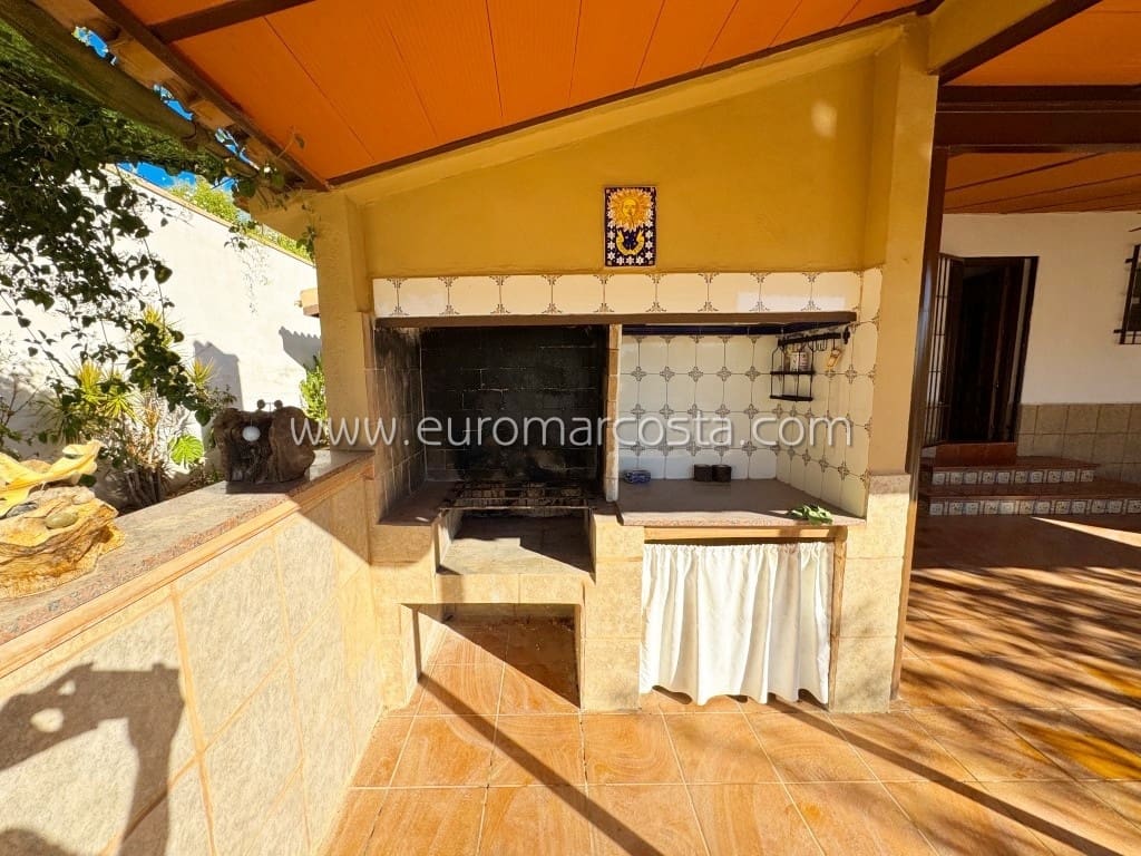 3 soveværelse Finca/Landehus til salg i Fortuna med swimmingpool garage - € 245.000 (Ref: 8823582)