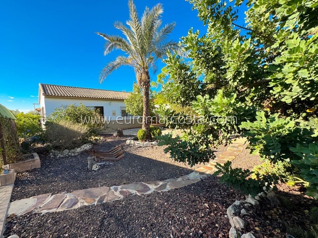 3 soveværelse Finca/Landehus til salg i Fortuna med swimmingpool garage - € 245.000 (Ref: 8823582)