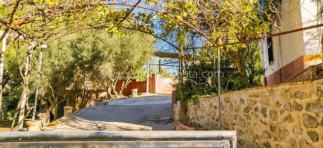 2 sypialnia Finka/Dom wiejski na sprzedaż w Fortuna z basenem garażem - 242 000 € (Ref: 8825996)