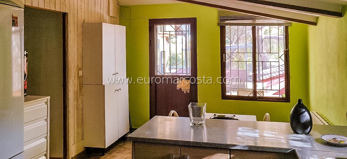 2 sypialnia Finka/Dom wiejski na sprzedaż w Fortuna z basenem garażem - 242 000 € (Ref: 8825996)