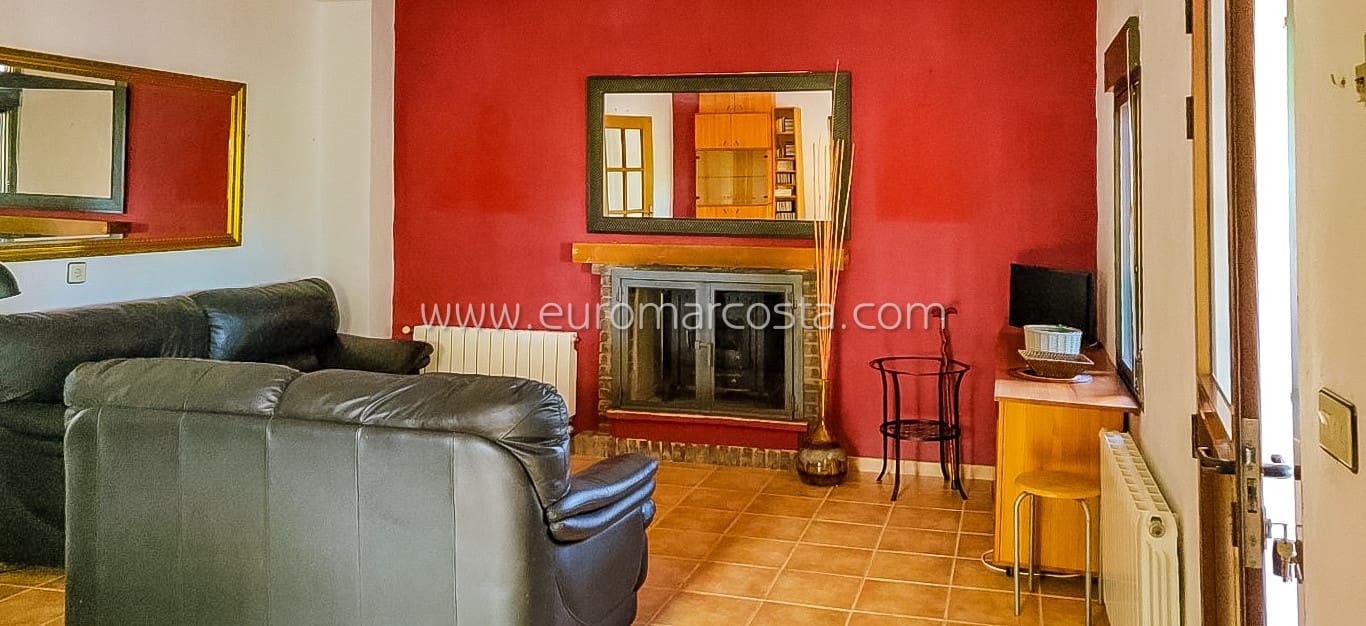 2 sypialnia Finka/Dom wiejski na sprzedaż w Fortuna z basenem garażem - 242 000 € (Ref: 8825996)