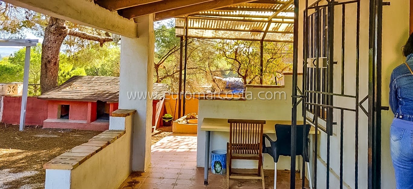 2 sypialnia Finka/Dom wiejski na sprzedaż w Fortuna z basenem garażem - 242 000 € (Ref: 8825996)