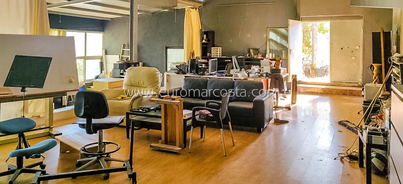 2 sypialnia Finka/Dom wiejski na sprzedaż w Fortuna z basenem garażem - 242 000 € (Ref: 8825996)