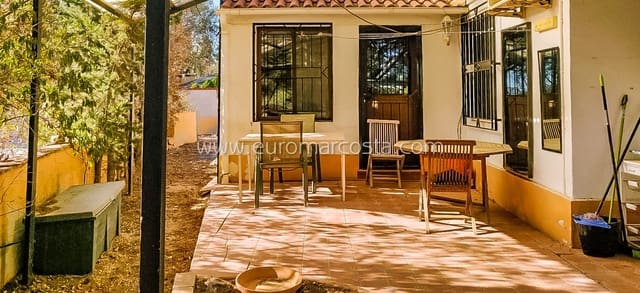 2 sypialnia Finka/Dom wiejski na sprzedaż w Fortuna z basenem garażem - 242 000 € (Ref: 8825996)