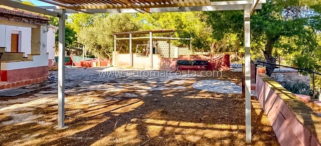 2 sypialnia Finka/Dom wiejski na sprzedaż w Fortuna z basenem garażem - 242 000 € (Ref: 8825996)