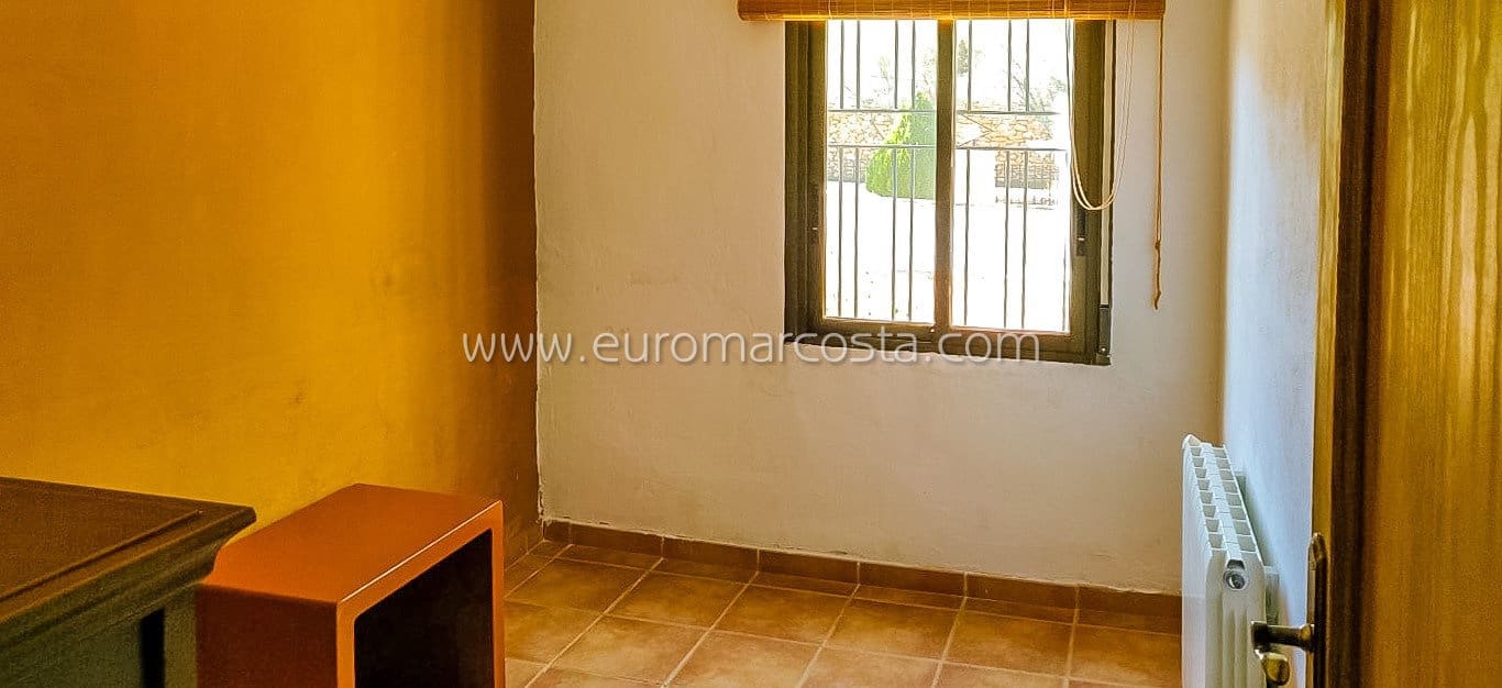 2 bedroom Finca/Country House for sale in Fortuna with pool garage - € 242,000 (Ref: 8825996)