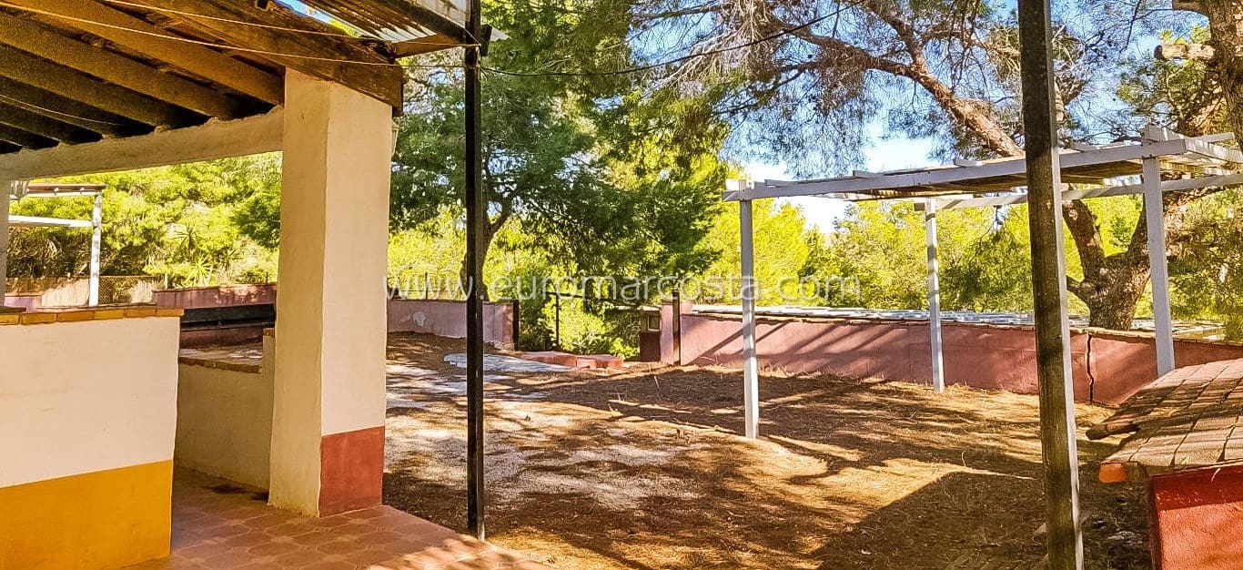 2 bedroom Finca/Country House for sale in Fortuna with pool garage - € 242,000 (Ref: 8825996)