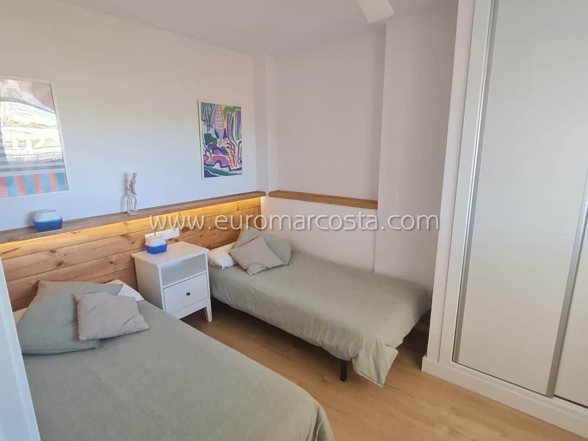 2 soveværelse Lejlighed til salg i La Mata med swimmingpool garage - € 340.000 (Ref: 8868052)