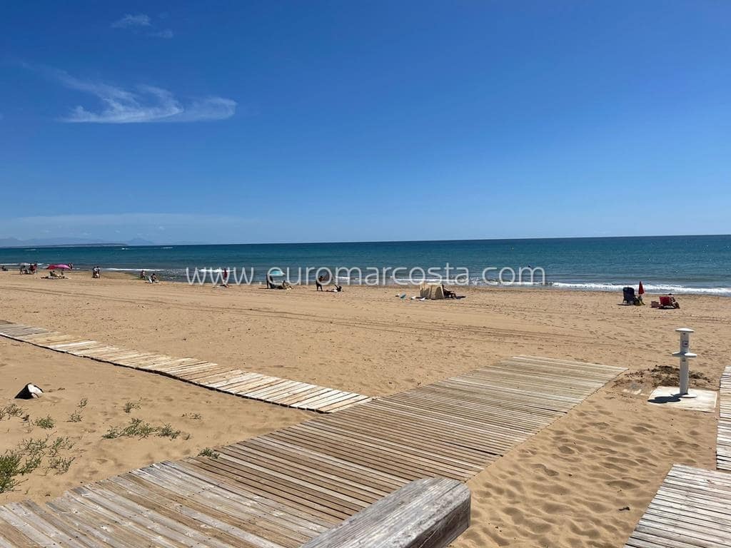 2 soveværelse Lejlighed til salg i La Mata med swimmingpool garage - € 340.000 (Ref: 8868052)