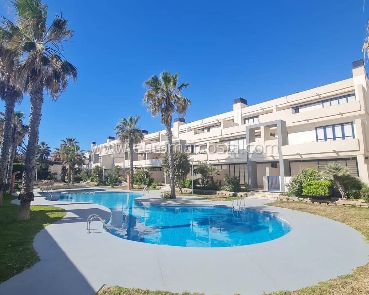 2 soveværelse Lejlighed til salg i La Mata med swimmingpool garage - € 340.000 (Ref: 8868052)