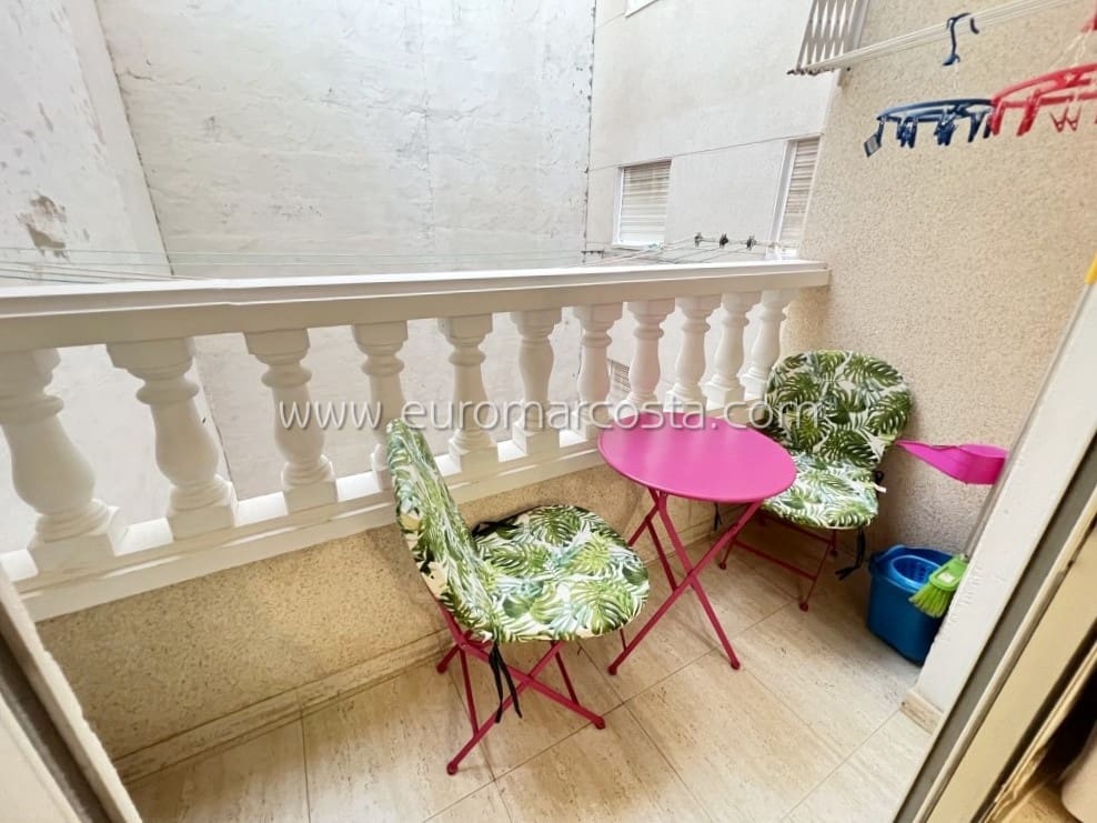 1 bedroom Apartment for sale in Torrevieja - € 109,900 (Ref: 8891863)