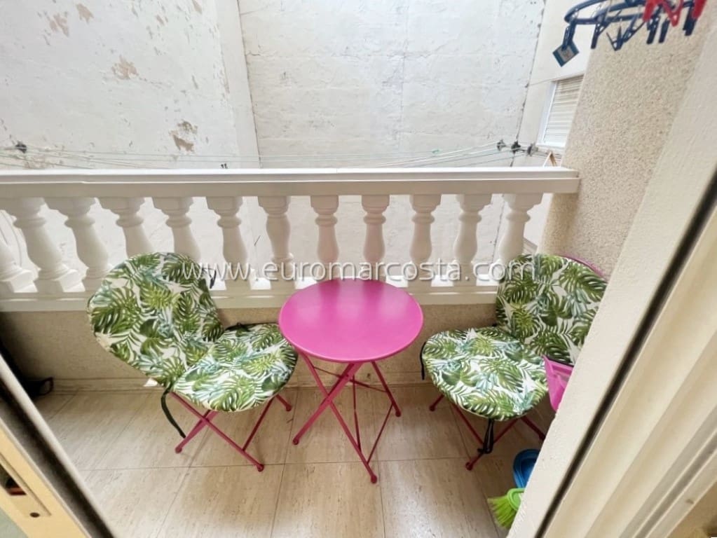 1 bedroom Apartment for sale in Torrevieja - € 109,900 (Ref: 8891863)