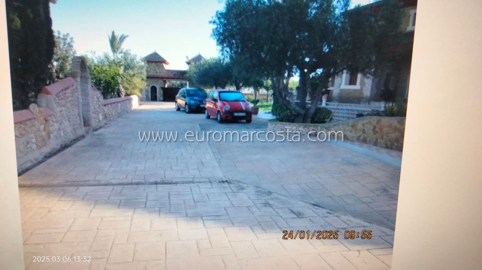 4 soveværelse Finca/Landehus til salg i Los Montesinos med swimmingpool garage - € 670.000 (Ref: 8916751)