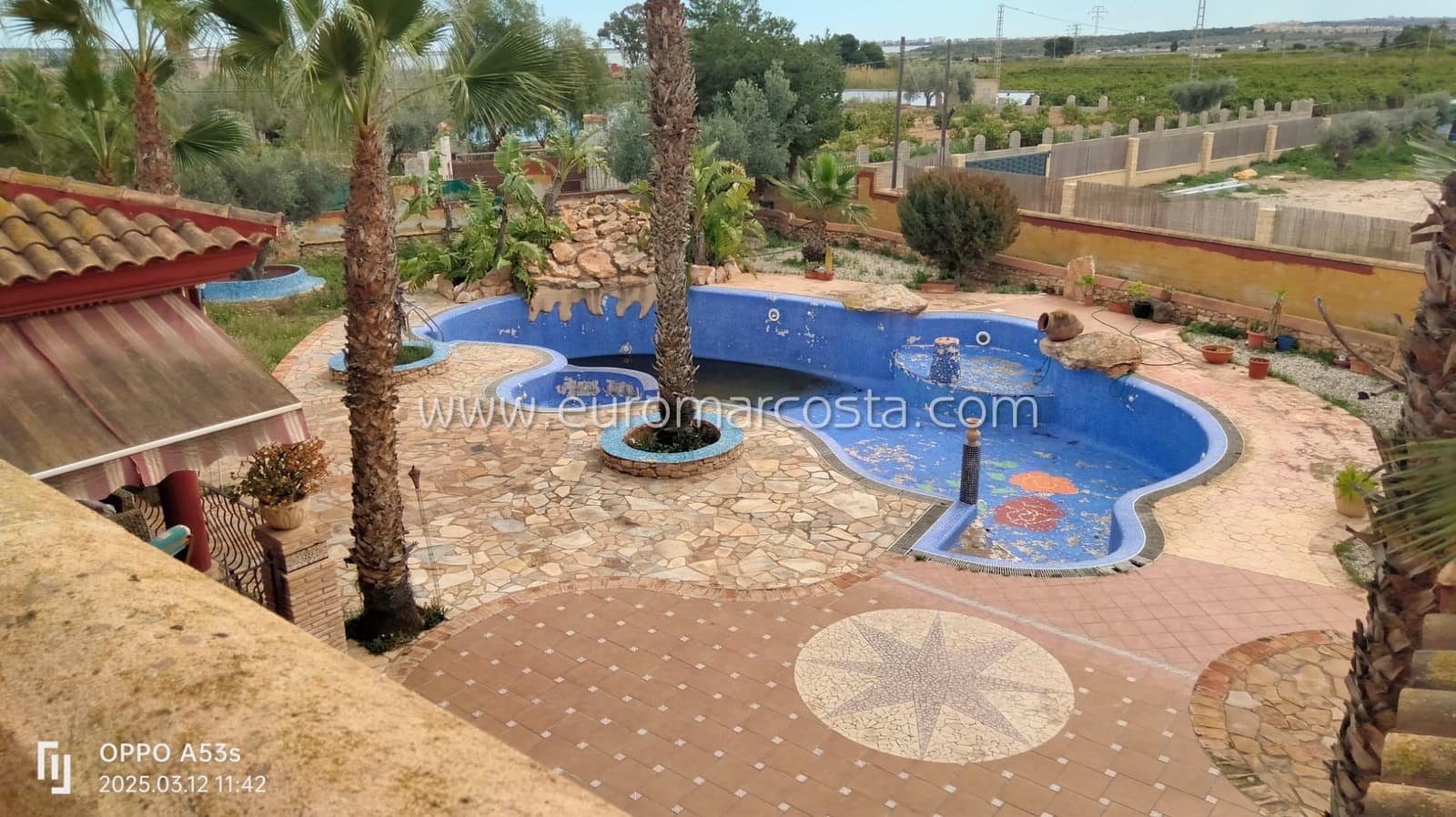 4 soveværelse Finca/Landehus til salg i Los Montesinos med swimmingpool garage - € 670.000 (Ref: 8916751)