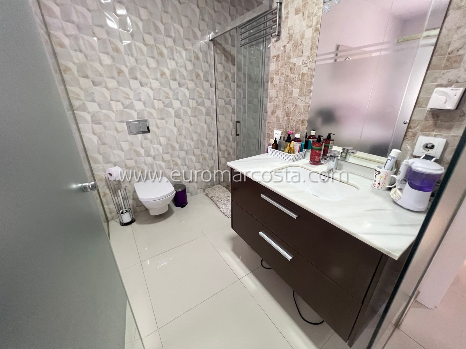 3 soveværelse Bungalow til salg i Guardamar del Segura med swimmingpool - € 228.000 (Ref: 8930748)