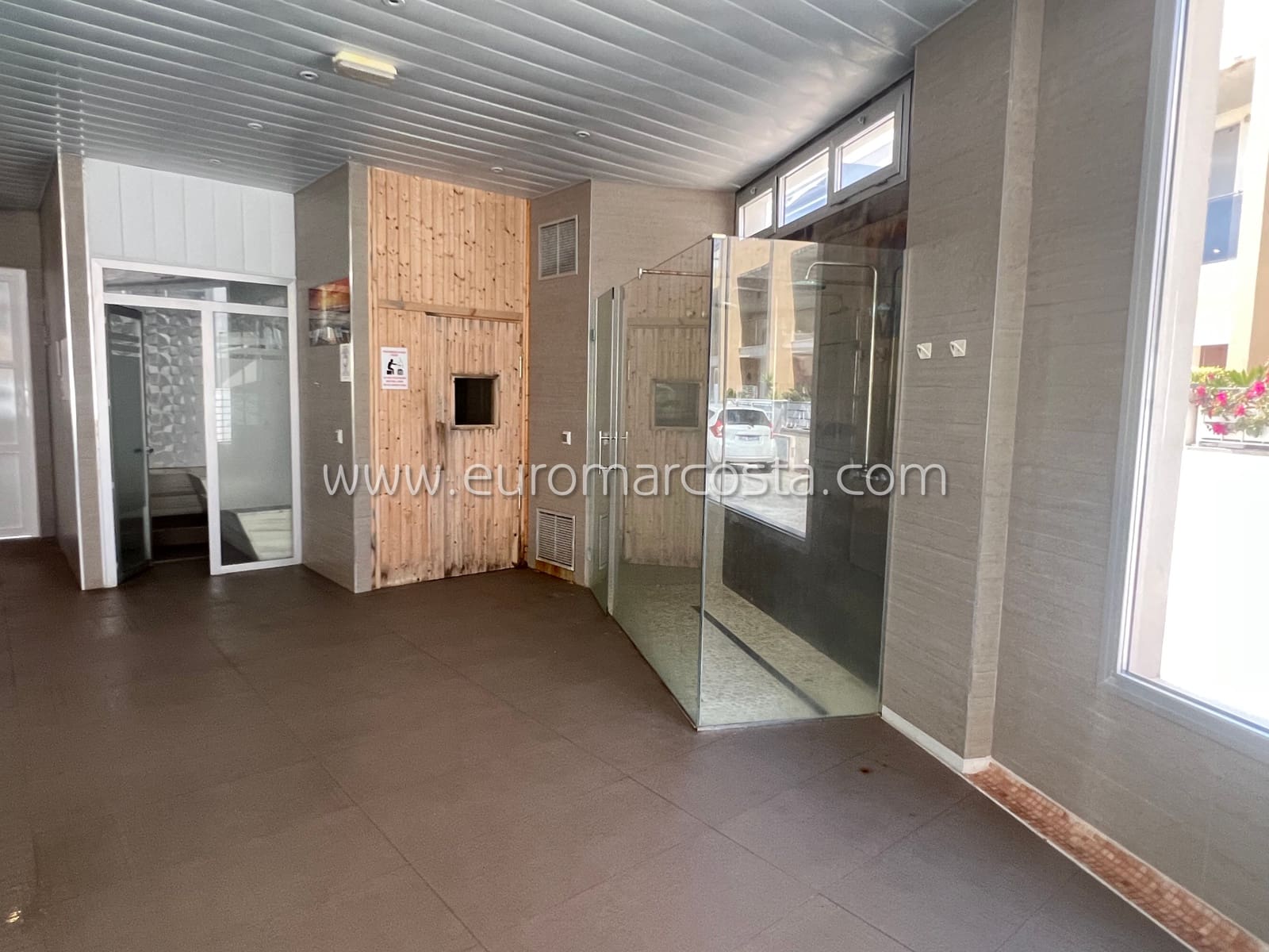 3 soveværelse Bungalow til salg i Guardamar del Segura med swimmingpool - € 228.000 (Ref: 8930748)