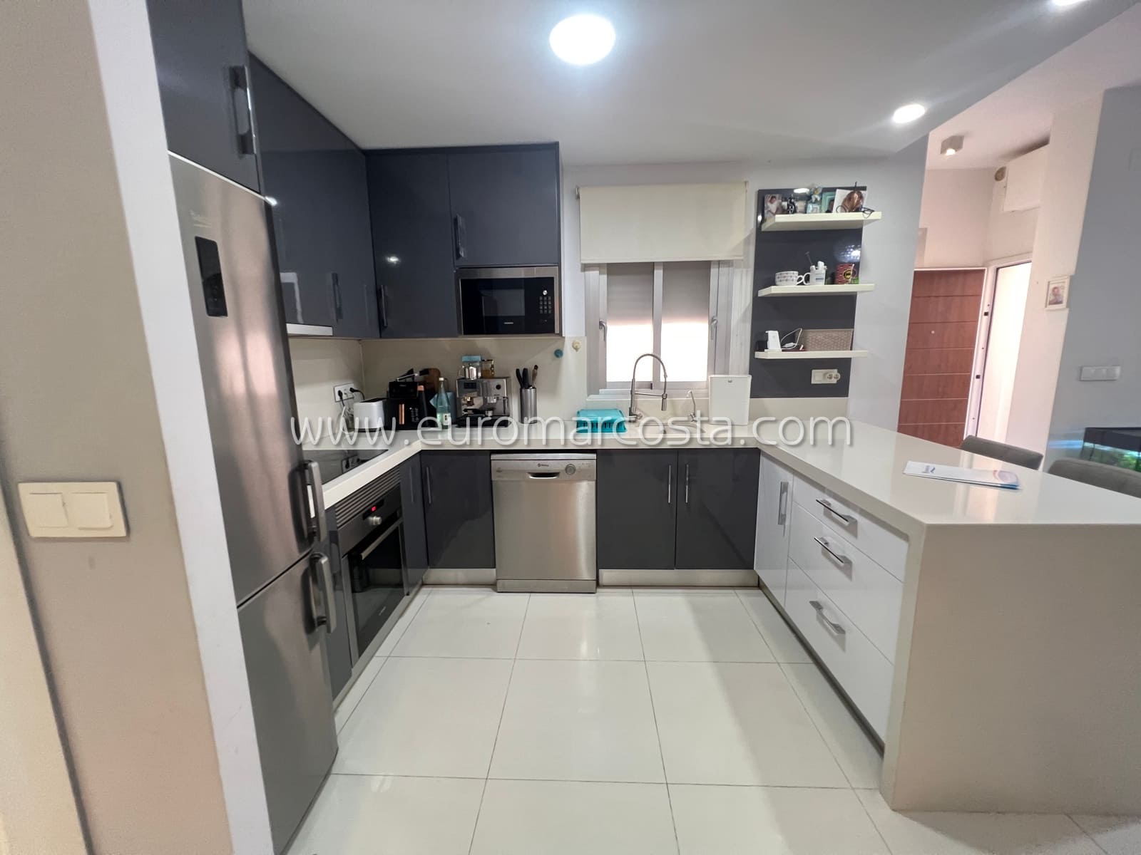 3 soveværelse Bungalow til salg i Guardamar del Segura med swimmingpool - € 228.000 (Ref: 8930748)