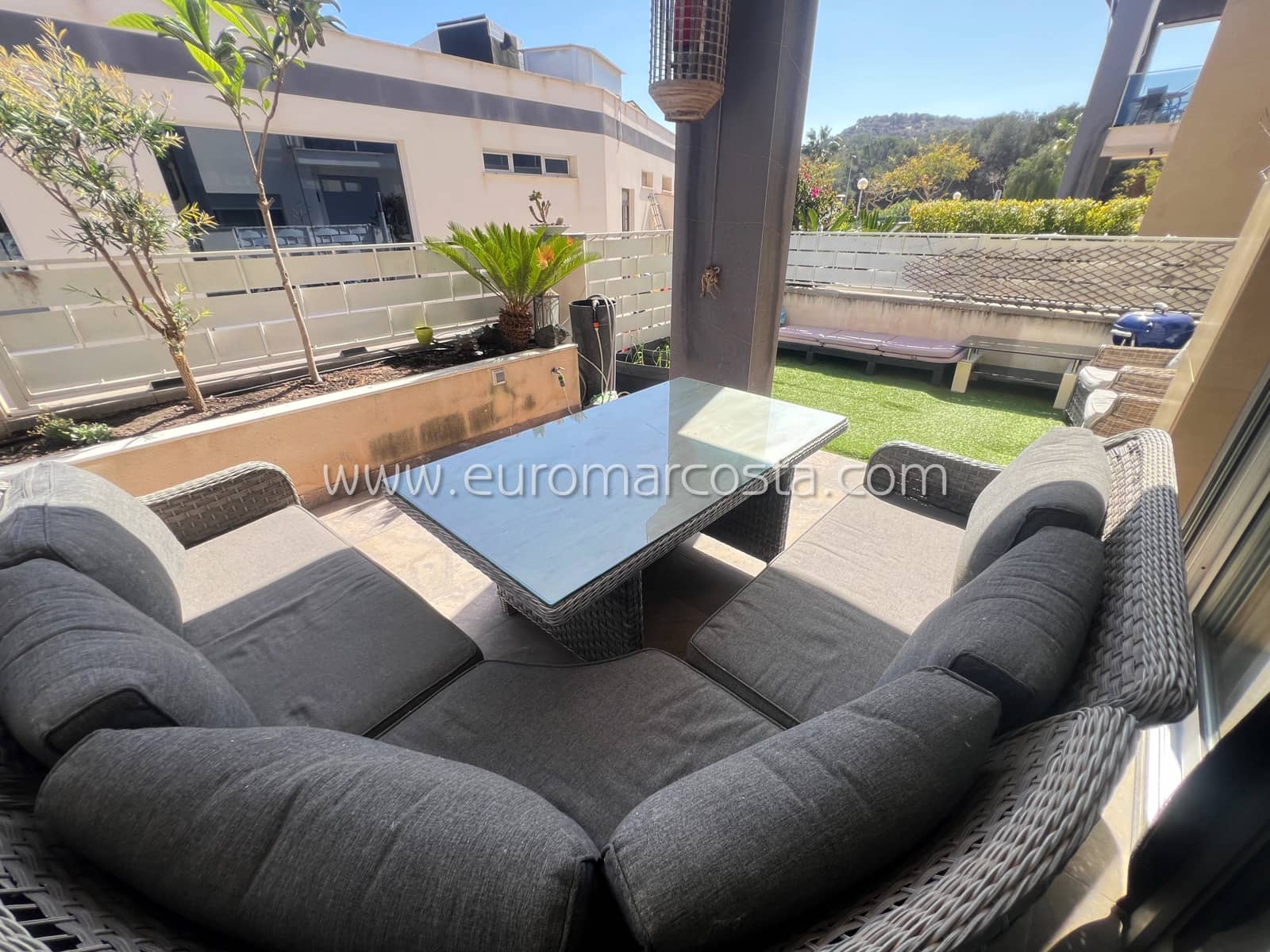 3 soveværelse Bungalow til salg i Guardamar del Segura med swimmingpool - € 228.000 (Ref: 8930748)