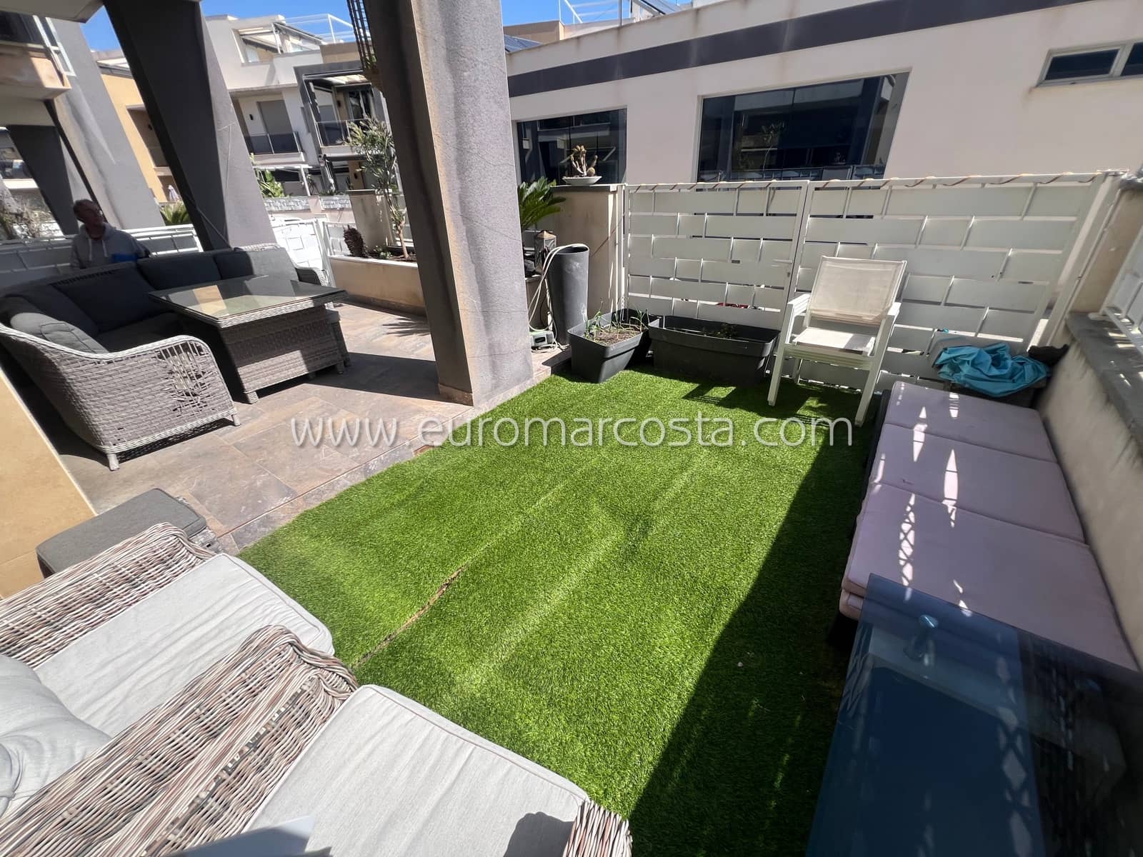 3 soveværelse Bungalow til salg i Guardamar del Segura med swimmingpool - € 228.000 (Ref: 8930748)