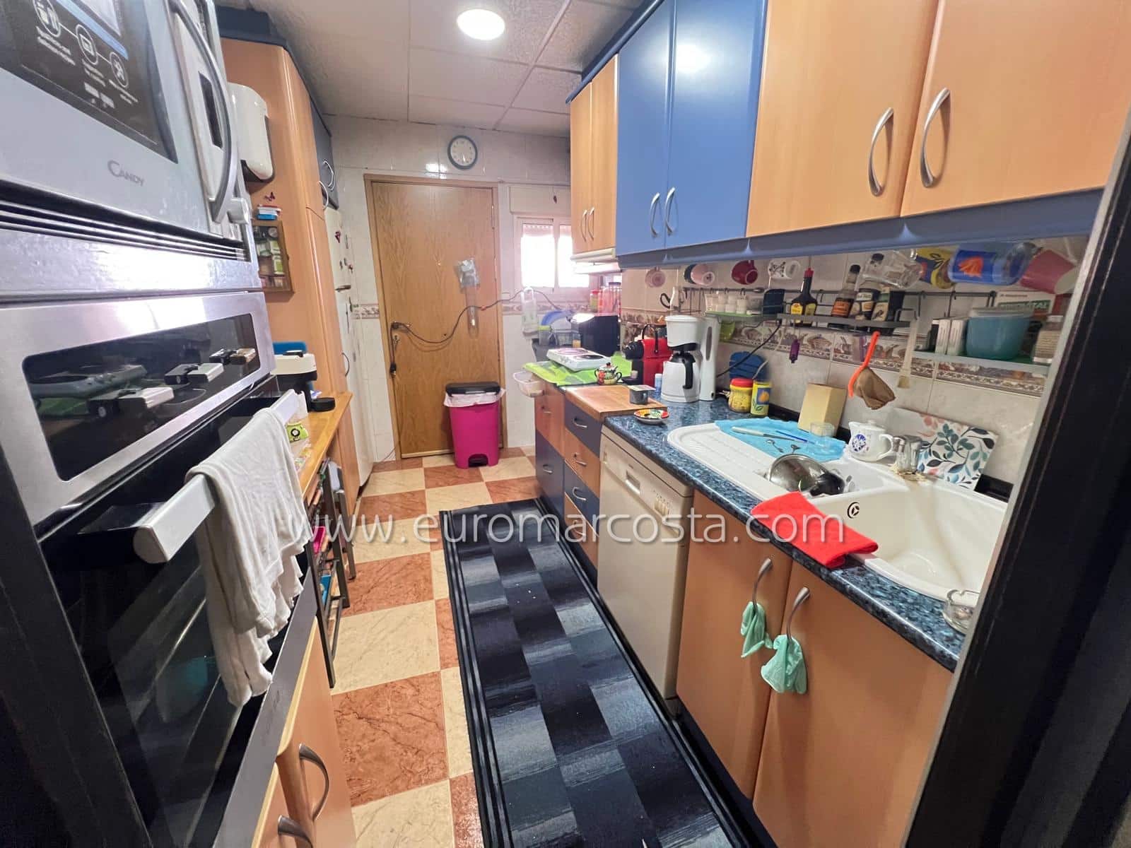 3 quarto Moradia em Banda para venda em Torrevieja com garagem - 175 000 € (Ref: 8993400)
