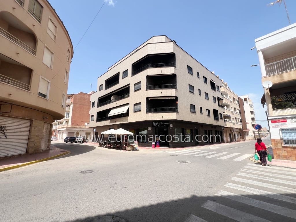 2 sovrum Lägenhet till salu i La Mata - 169 900 € (Ref: 9006654)