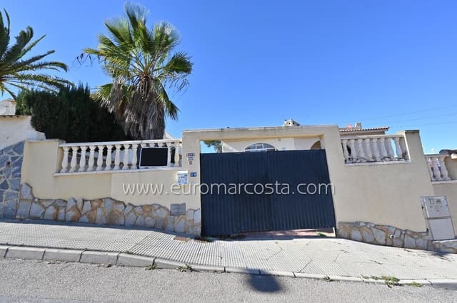 3 soveværelse Rækkehus til salg i Torrevieja med swimmingpool garage - € 275.000 (Ref: 9016616)
