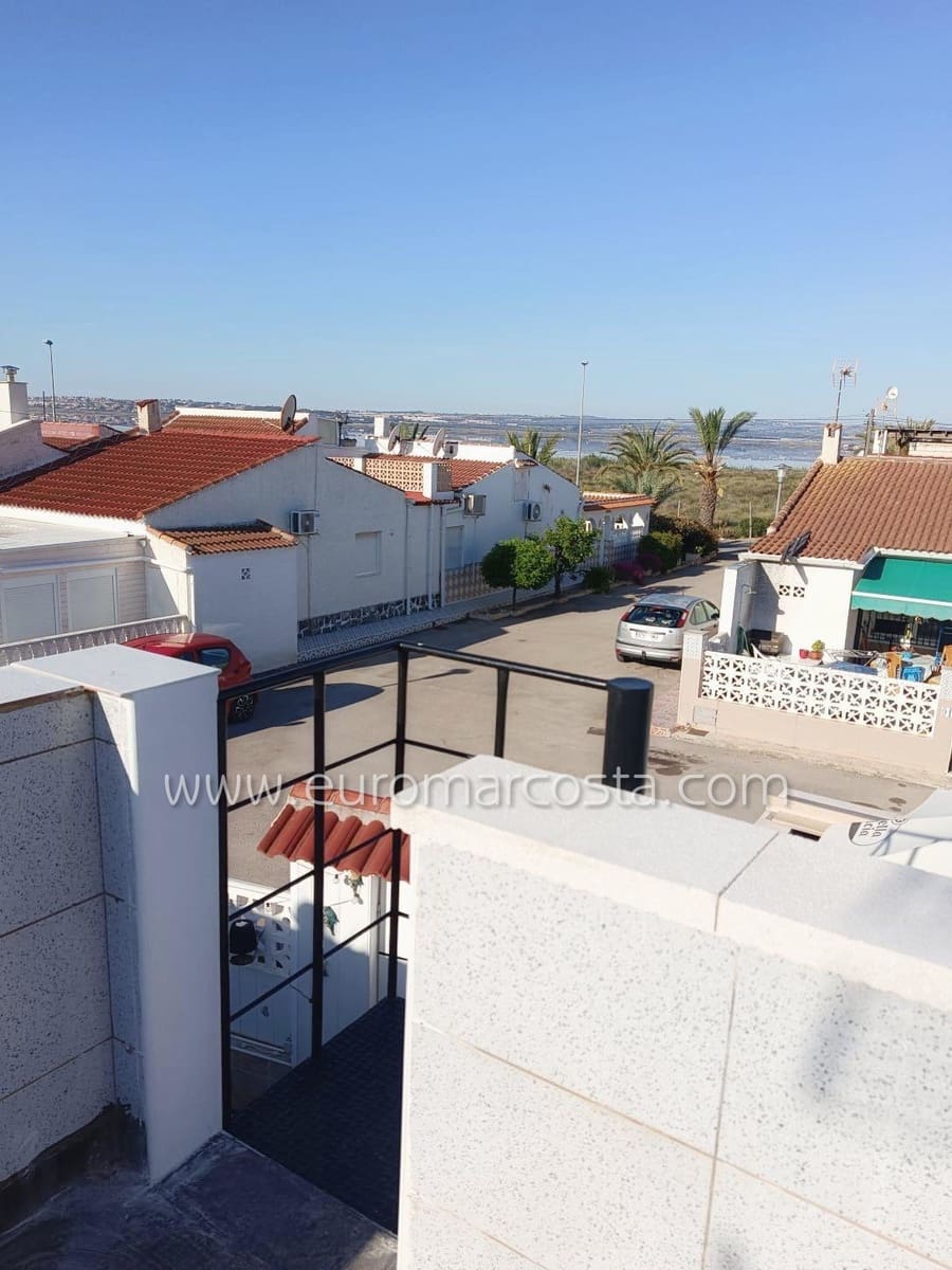 2 bedroom Bungalow for sale in Torrevieja with pool - € 135,000 (Ref: 9018679)