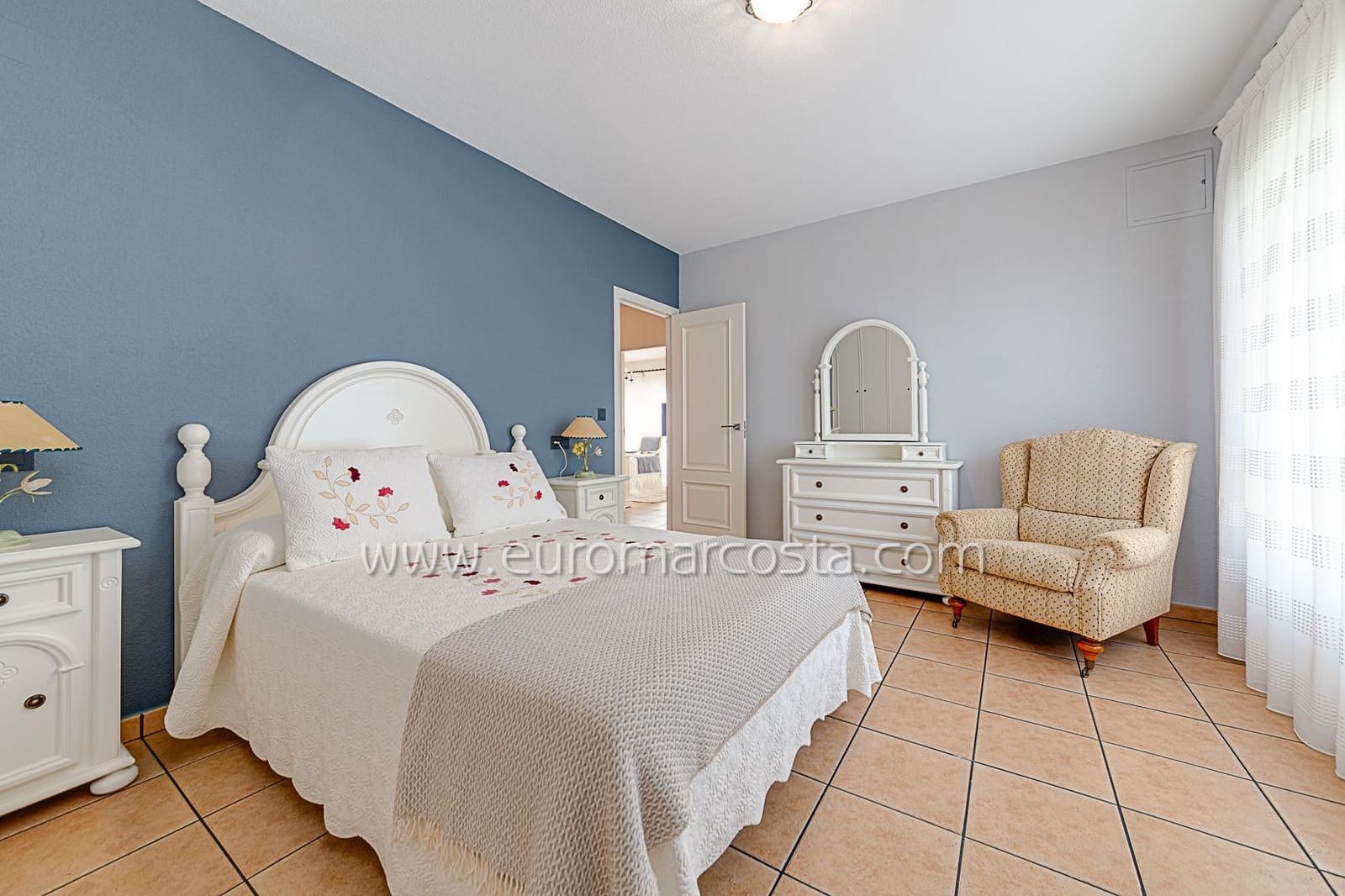 5 slaapkamer Villa te koop in Torrevieja met zwembad garage - € 1.575.000 (Ref: 9022189)