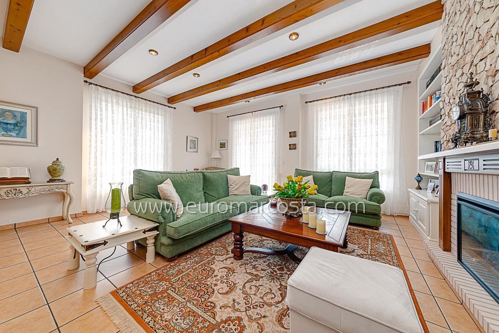 5 slaapkamer Villa te koop in Torrevieja met zwembad garage - € 1.575.000 (Ref: 9022189)