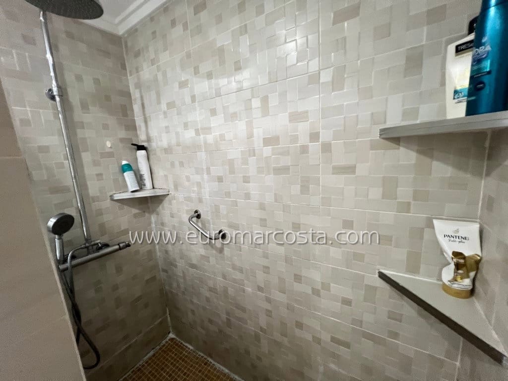 1 soveværelse Lejlighed til salg i La Mata med swimmingpool - € 190.000 (Ref: 9025526)